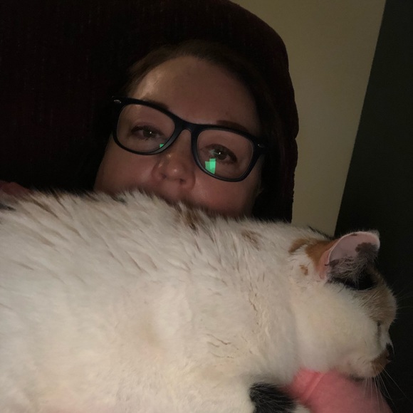 Meet your Posher, Suzanne - Picture 1 of 1